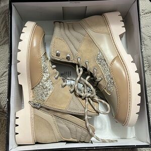 Dolce vita Pryor boots 8.5 new